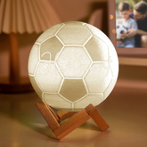 Personalized 3D football LED night light
Custom football lamp with remote control
Acrylic football night light with wooden base
Football themed bedroom decor lamp
Personalized sports LED table lamp close up