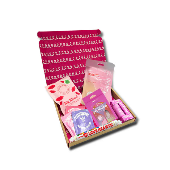 Girls Pamper Hamper Gift Set – Pink Self Care Box with Skincare, Lip Balm & Spa Essentials
